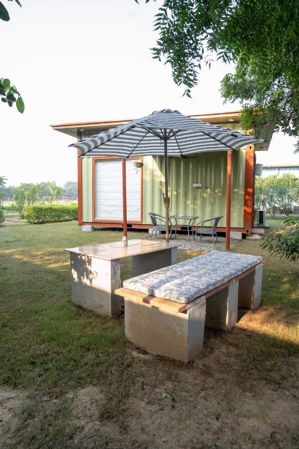 Tree Of Life Ecotainers Agra Hotel Agra  Bagian luar foto